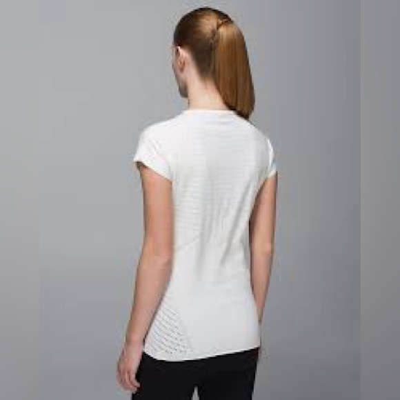 Lululemon white warp knit running top short sleeve size 4 - Picture 1 of 6